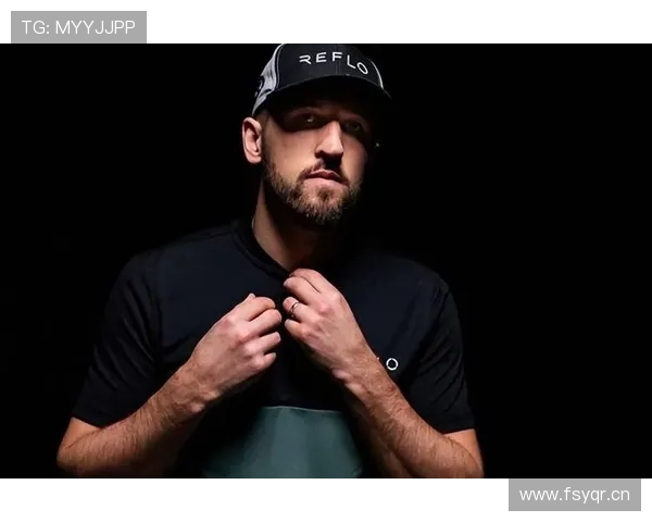 哈里·凯恩无球跑动与空间利用解析：是否符合现代前锋要求