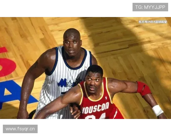 奥拉朱旺低位单打效率碾压同位置内线