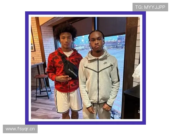 维纳斯·威廉姆斯凌晨四点喝冰美式练发球，家里车库改成了健身房？